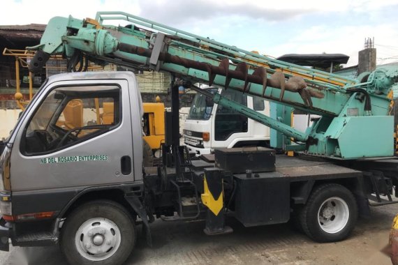 Selling Silver Mitsubishi Fuso 2015 in Manila