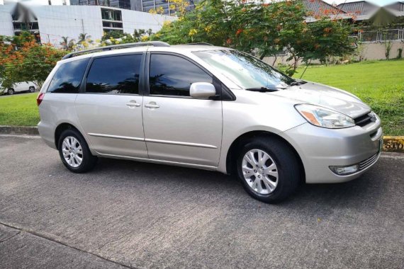 Toyota Sienna 2004 for sale in Quezon City