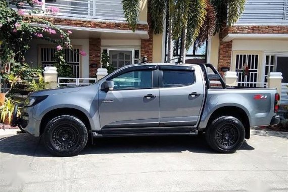 Sell 2017 Chevrolet Colorado in Manila