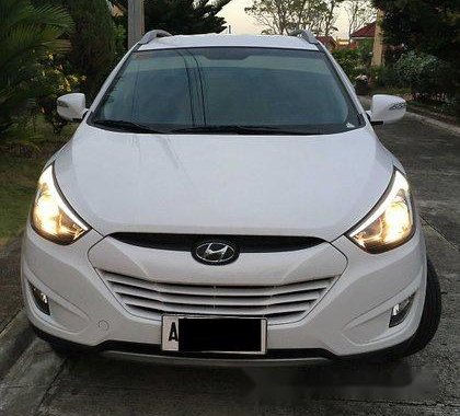Sell White 2015 Hyundai Tucson in Manila