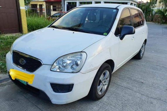 Sell White 2012 Kia Carens in Manila