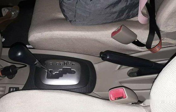 Selling Silver Toyota Avanza 2014 in Angono