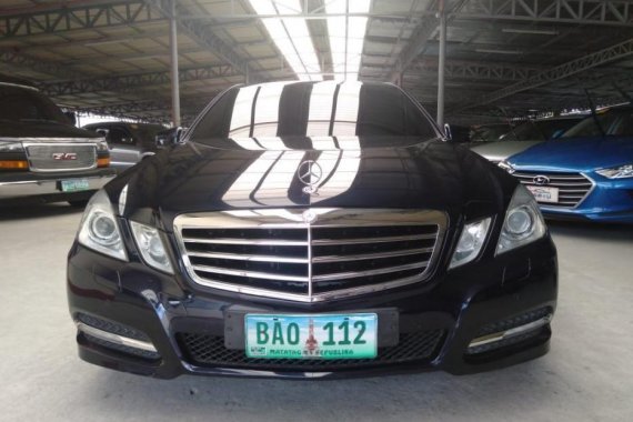 Selling Black Mercedes-Benz E-Class 2012 in Makati