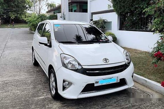 Selling White Toyota Wigo 2016 in Parañaque