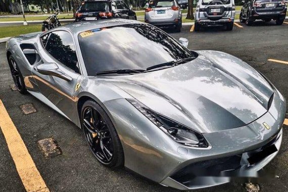 Silver Ferrari 488 2018 for sale in Automatic