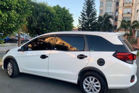 White Honda Mobilio 2016 for sale in Automatic