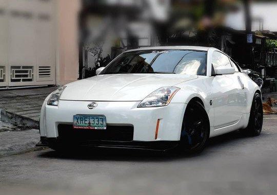 White Nissan 350Z 2004 for sale in Quezon City