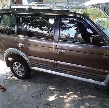 Selling Brown Mitsubishi Adventure 2017 SUV / MPV in Manila