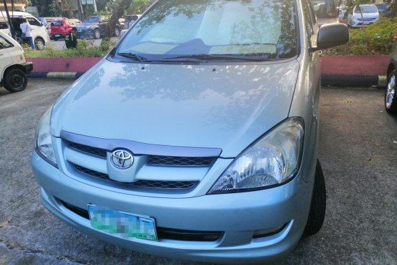 Toyota Innova 2006 E Diesel Manual transmission