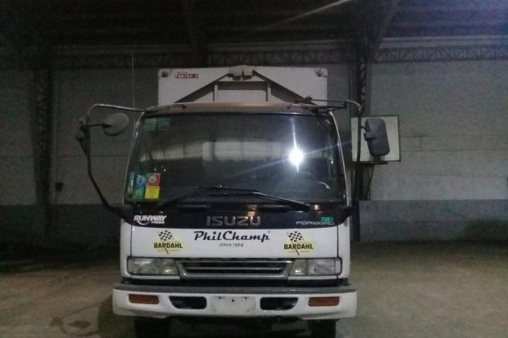 Sell White 1997 Isuzu Forward in Antipolo