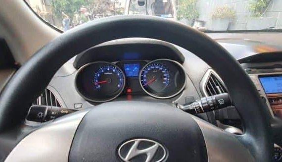 Sell Black 2012 Hyundai Tucson in Manila