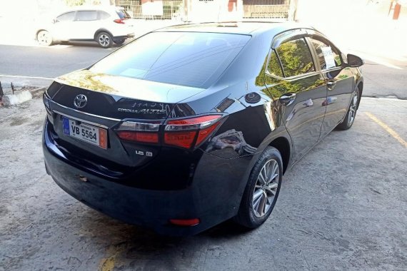 Sell Black 2016 Toyota Corolla altis in San Pedro