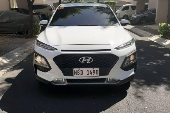 White Hyundai KONA 2018 for sale in Automatic