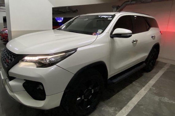 Pearl White Toyota Fortuner 2017 2.4 V 4x2 AT with TRD FOR SALE in Manila