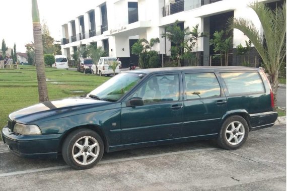 Sell Green 1999 Volvo V70 Wagon (Estate) in Quezon City