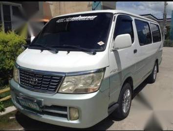 Selling White Toyota Hiace 2017 in Castillejos