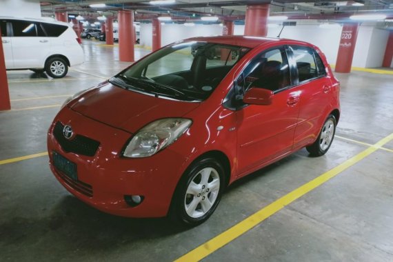 Selling Red Toyota Yaris 2009 in Makati