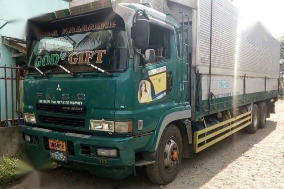 Green Mitsubishi Fuso 2010 for sale in Cagayan de Oro