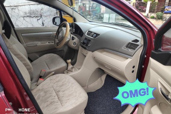 Red Suzuki Ertiga 2015 for sale in Manual