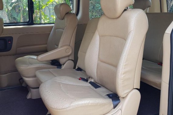 Beige Hyundai Grand starex 2009 for sale in Automatic