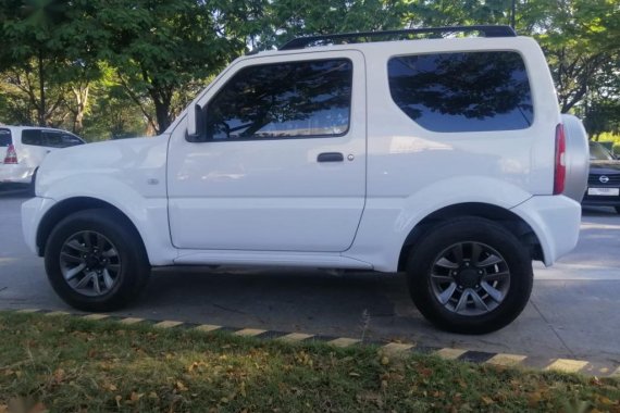 Sell White 2004 Suzuki Jimny in Manila