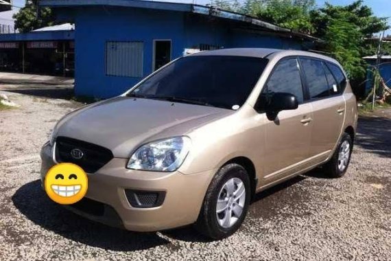 Beige Kia Carens 2007 for sale in Manual