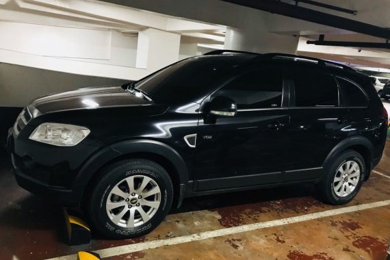 Black Chevrolet Captiva 2010 for sale in Automatic