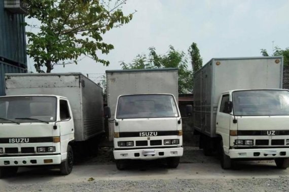 Selling Mitsubishi Fuso 2000 in Taytay