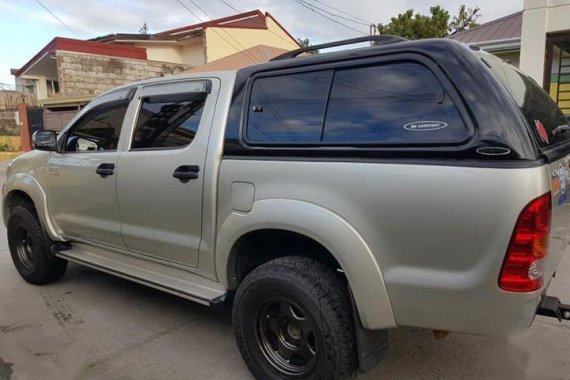Sell 2011 Toyota Hilux in San Fernando
