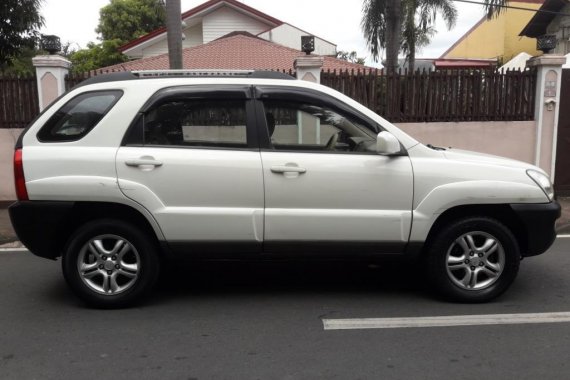 White Kia Sportage 2008 for sale in Marikina