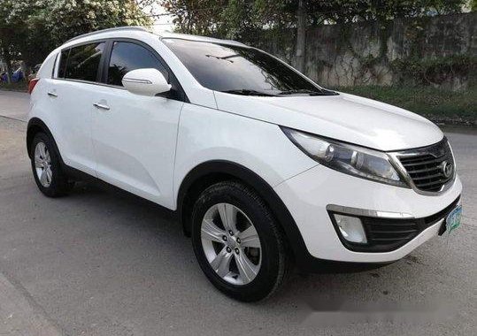 Sell White 2013 Kia Sportage in Cebu 
