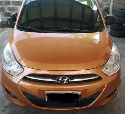 Sell Orange 2012 Hyundai I30 in Quezon City