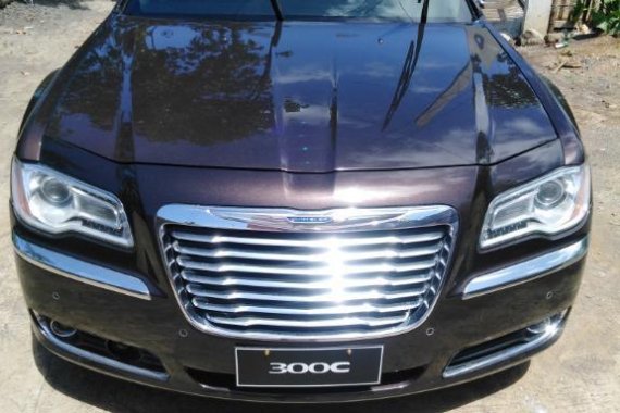 Black Chrysler 300c 2015 for sale in Daraga