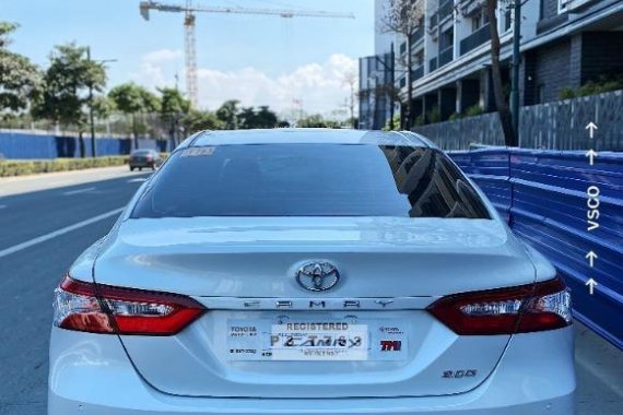 Selling White Toyota Camry 2018 in Taguig