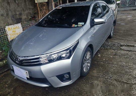 Selling Toyota Corolla Altis 2014 at 49000 km