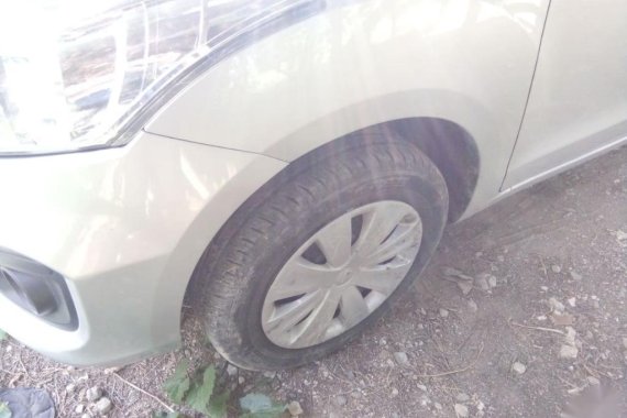 White Suzuki Ertiga 2018 for sale in Manual