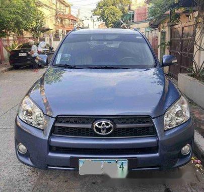 Selling Toyota Rav4 2011 at 35000 km