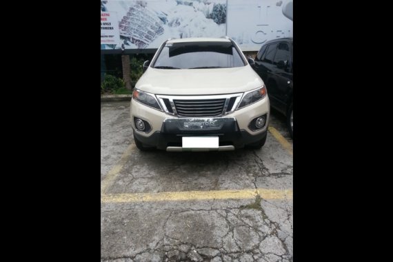 Selling White Kia Sorento 2010 SUV / MPV at  Automatic   at 64000 in Cebu City