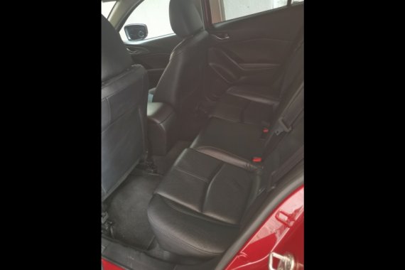 Sell Red 2017 Mazda 3 Hatchback at 13000 in Manila