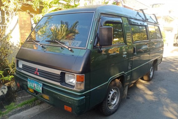 FOR SALE: 2006 Mitsubishi L300 Versa Van Diesel M/T