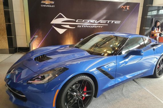 Sell Blue 2020 Chevrolet Corvette Stingray in Pasig