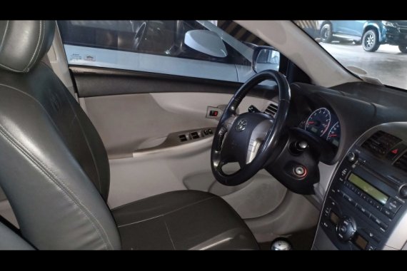 Selling Grey Toyota Corolla altis 2008 Sedan in Manila