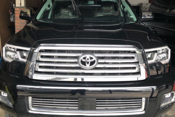 Brand New Toyota Sequoia Platinum (Captain Seats) 2019