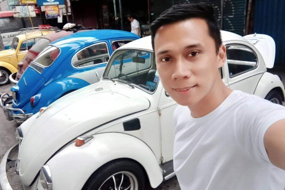 1968 Volkswagen Beetle lowered in Rizal