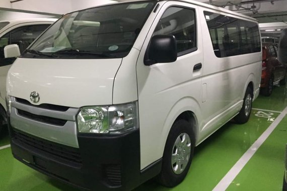 2018 TOYOTA HIACE 3.0L DSL MT