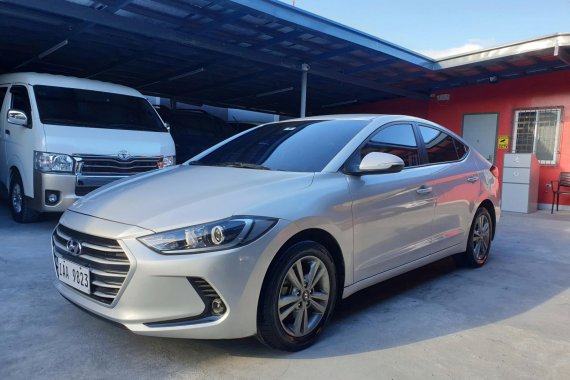 Hyundai Elantra 2017 Automatic