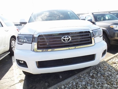 TOYOTA SEQUOIA SR5 2019