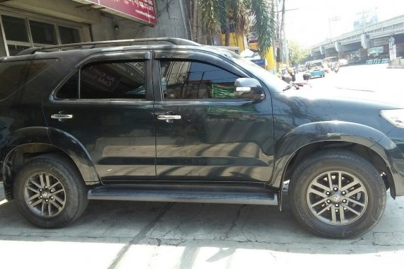 Black Toyota Fortuner 2014 SUV / MPV for sale in Manila