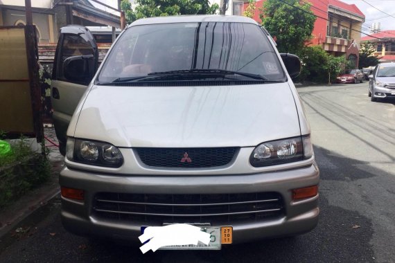 Selling Silver Mitsubishi Delica Space Gear 2004 Van in Parañaque