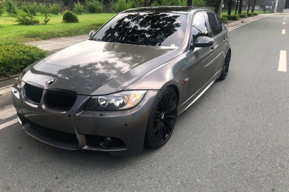 Selling Grey Bmw 320I 2007 Sedan in Cainta